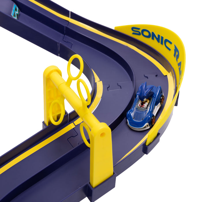 E-Stadium Track Set w/ 1:64 Die Cast Vehicle